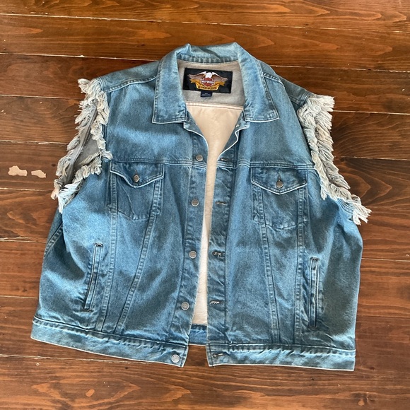 VINTAGE Harley-Davidson Eagle Emblem Fringe Vest 2XL - Picture 2 of 6